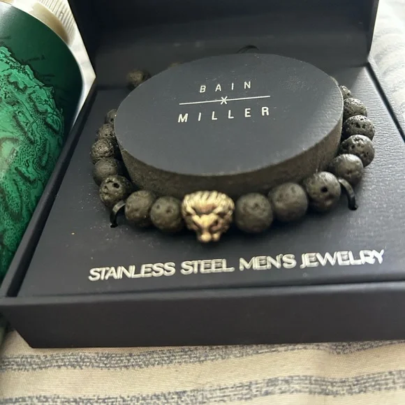 Tommy Bahama body spray & lava rock stainless corded bracelet - Picture 2 of 3